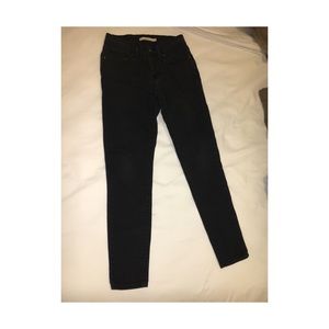 Levis Women Jeans “711 skinny”